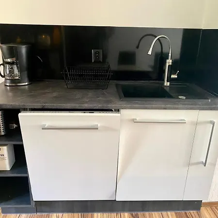 Apartman Lobec מראה חיצוני תמונה