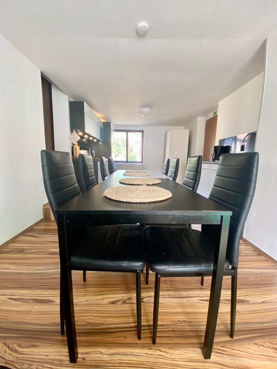 Apartment Apartman Lobec